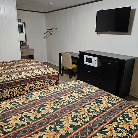 Traveler'S Inn Roanoke 外观 照片